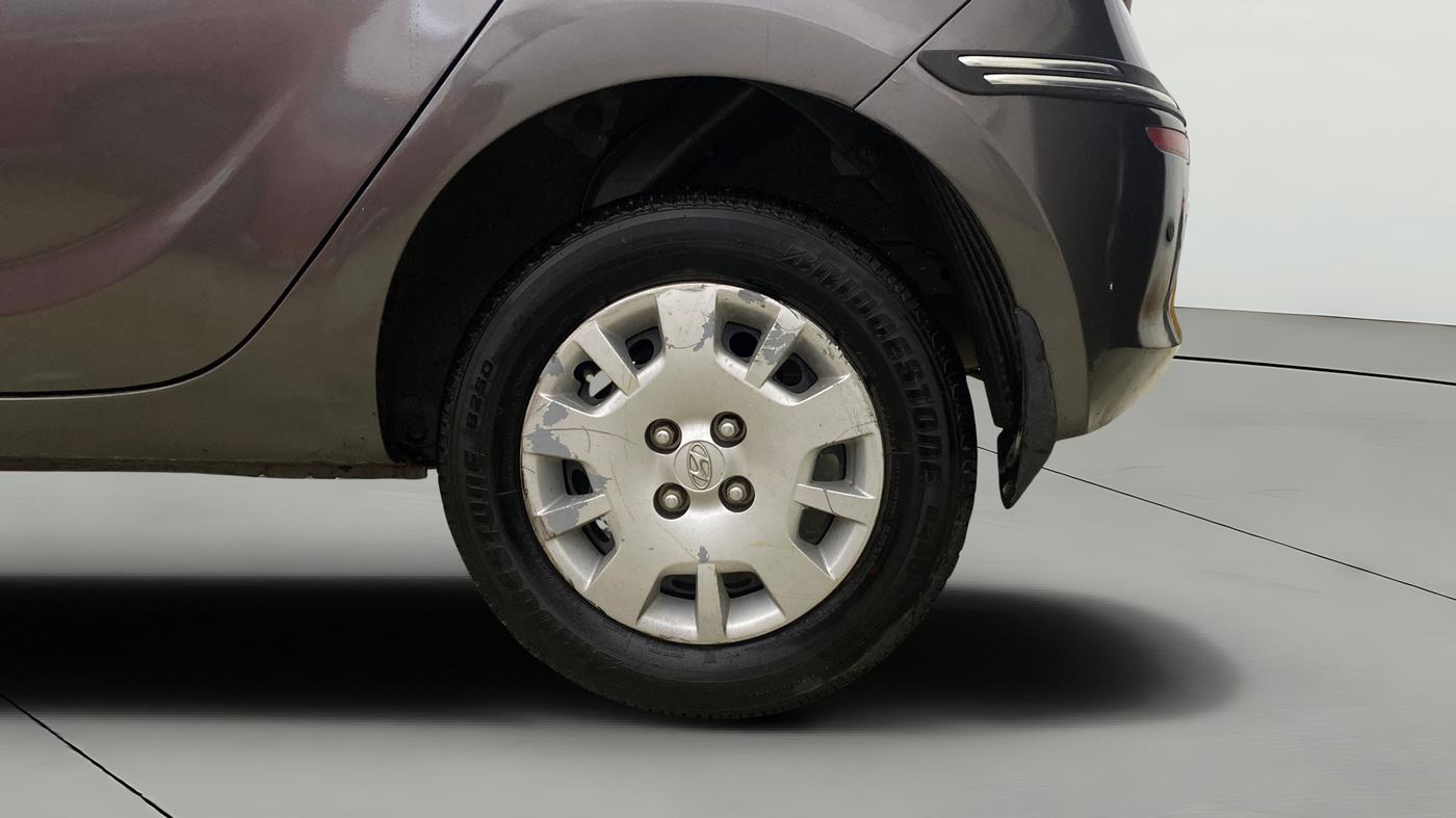 2013 Hyundai i20 MAGNA (O) 1.2, Petrol, Manual, 63,913 km, Left Rear Wheel