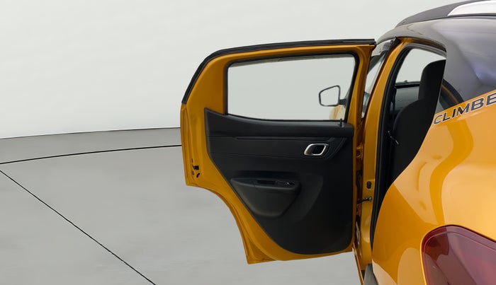 2023 Renault Kwid CLIMBER AMT 1.0, Petrol, Automatic, 15,960 km, LHS Rear Door