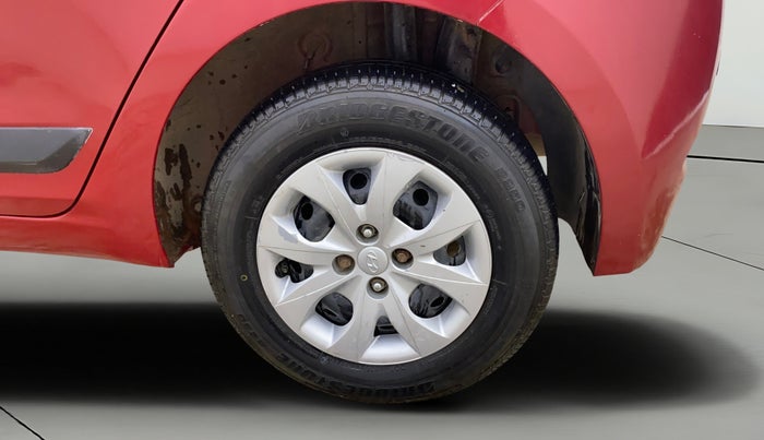 2016 Hyundai Elite i20 SPORTZ 1.2, Petrol, Manual, 67,517 km, Left Rear Wheel