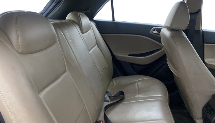 2016 Hyundai Elite i20 MAGNA 1.2, Petrol, Manual, 37,637 km, Right Side Rear Door Cabin