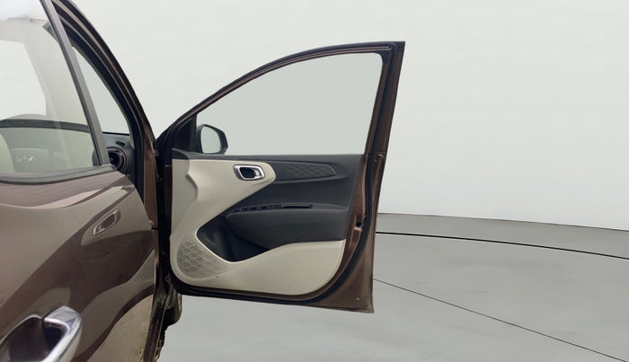 2021 Hyundai AURA SX PLUS 1.2 AMT, Petrol, Automatic, 93,830 km, RHS Front Door