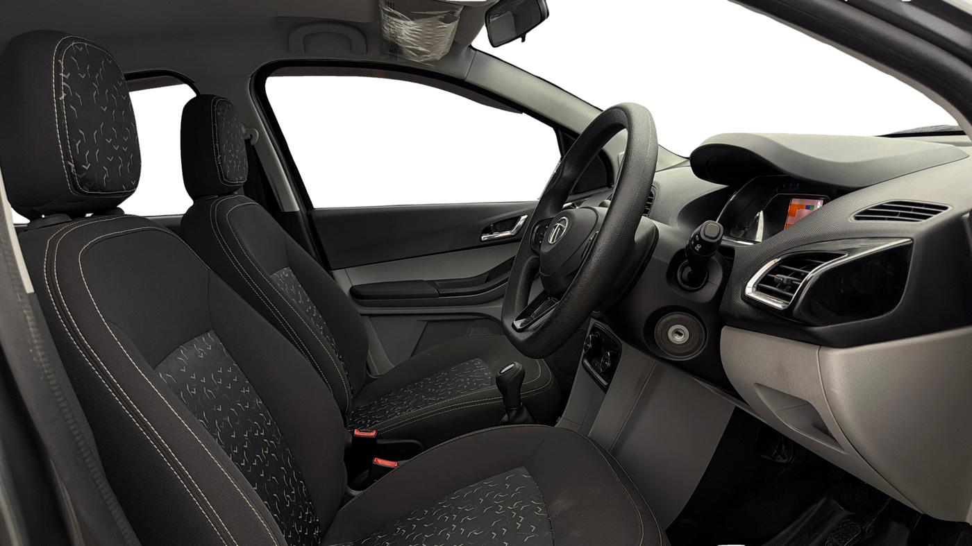 2021 Tata Tiago XZ PLUS PETROL, Petrol, Manual, 50,774 km, Right Side Front Door Cabin