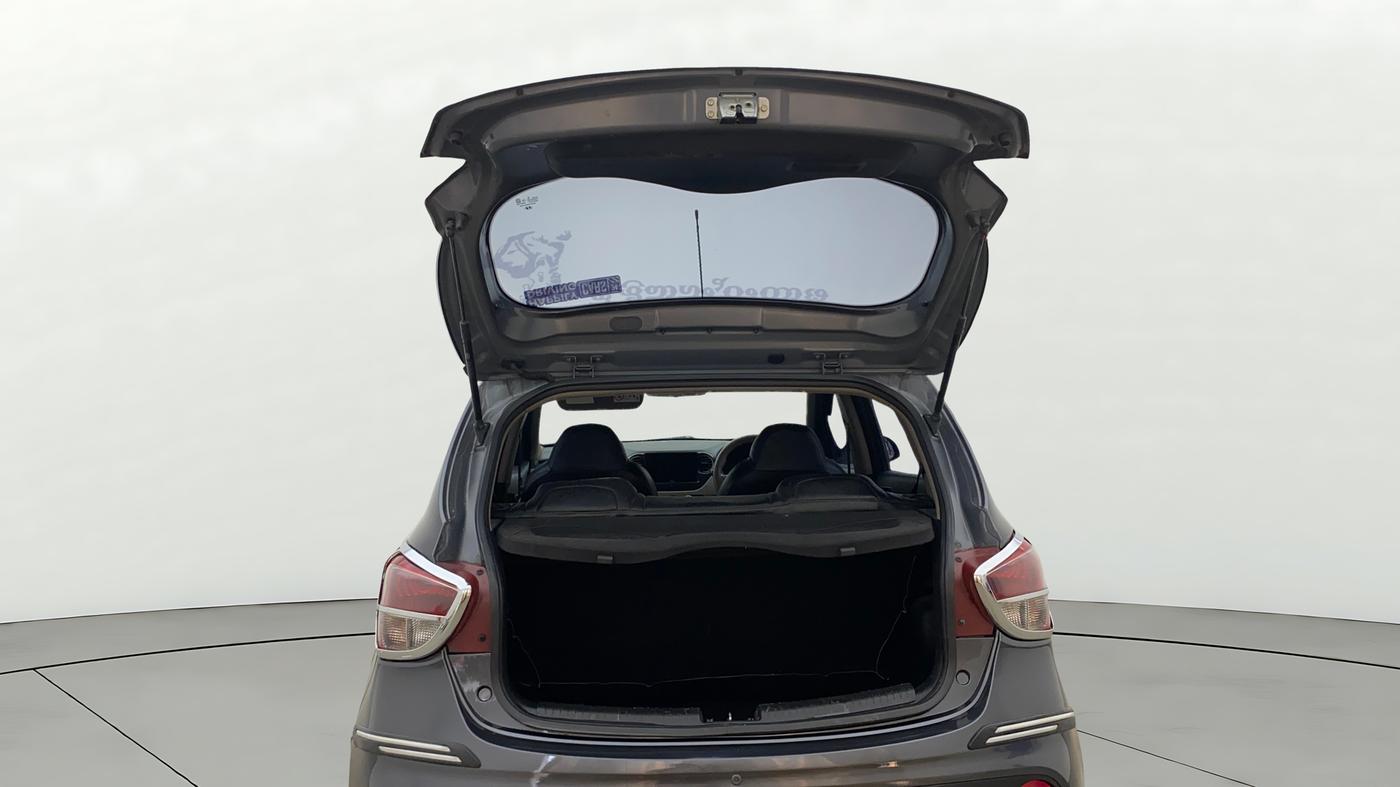2020 Hyundai Grand i10 MAGNA 1.2 KAPPA VTVT, Petrol, Manual, 73,382 km, Boot Door Open