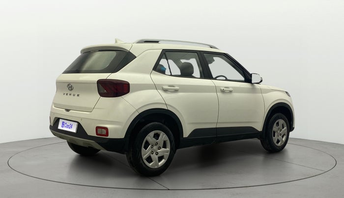 2021 Hyundai VENUE S+ 1.2, Petrol, Manual, 8,602 km, Right Back Diagonal