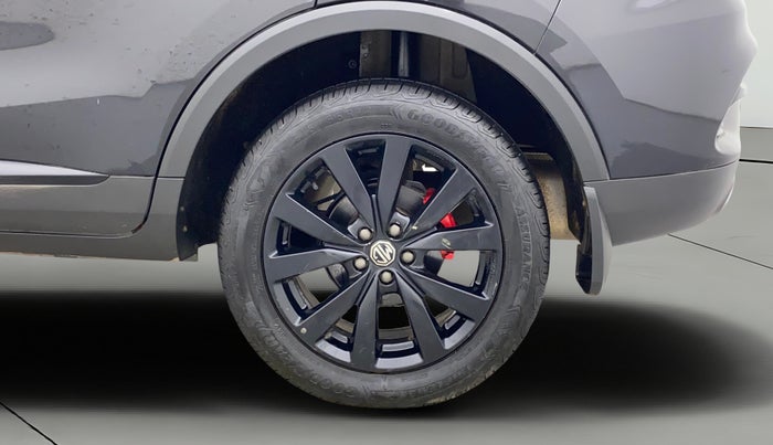 2023 MG ASTOR  SMART BLACK STORM EDITION , Petrol, Manual, 5,000 km, Left Rear Wheel
