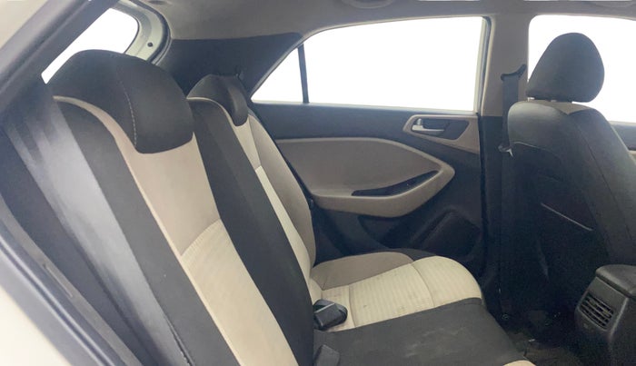 2018 Hyundai Elite i20 MAGNA EXECUTIVE 1.2, Petrol, Manual, 66,903 km, Right Side Rear Door Cabin