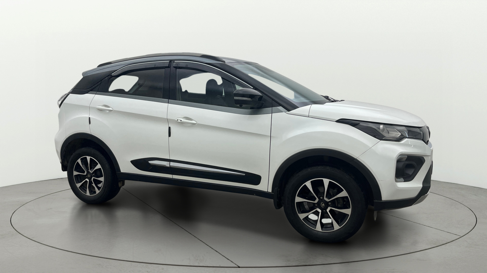 2020 Tata Nexon XZ PLUS (O) PETROL