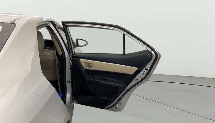 2016 Toyota Corolla Altis GL PETROL, Petrol, Manual, 54,685 km, RHS Rear Door