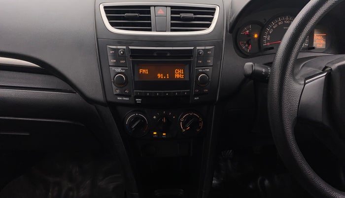 2015 Maruti Swift LXI (O), Petrol, Manual, 99,344 km, Air Conditioner