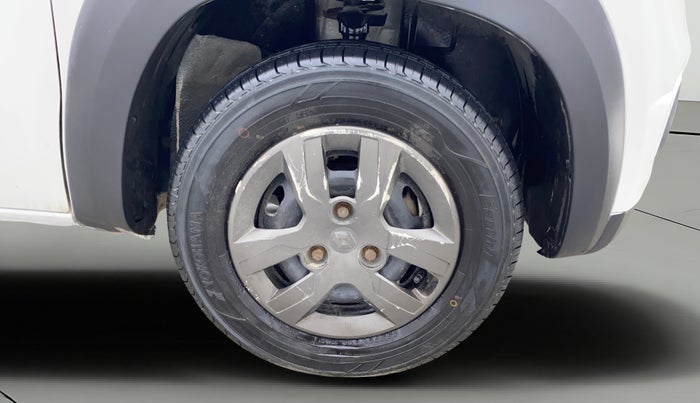 2018 Renault Kwid RXT 1.0 AMT (O), Petrol, Automatic, 30,013 km, Right Front Wheel