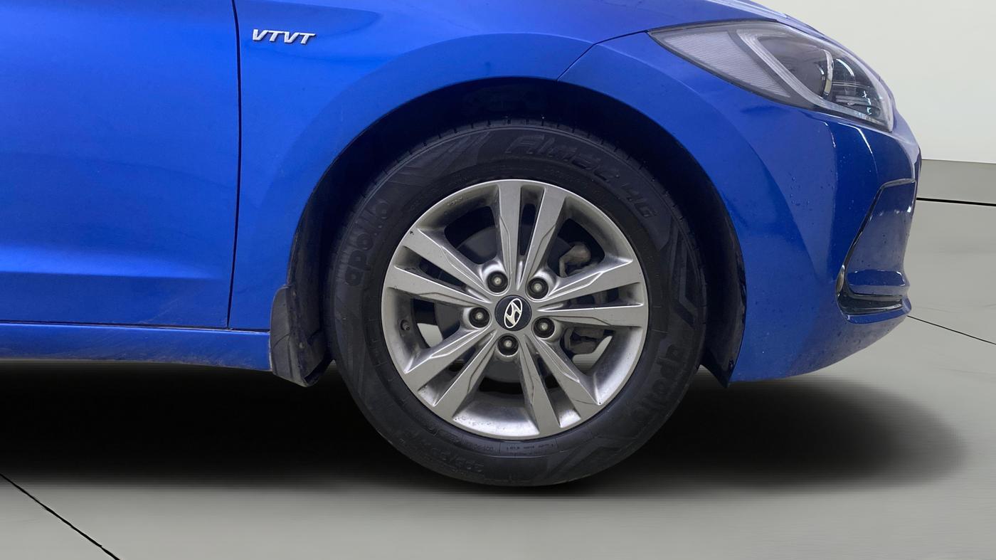 2018 Hyundai New Elantra 2.0 SX(O) AT PETROL, Petrol, Automatic, 64,464 km, Right Front Wheel