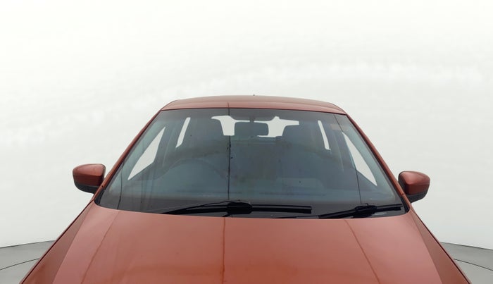 2015 Volkswagen Polo HIGHLINE1.5L, Diesel, Manual, 81,615 km, Front Windshield