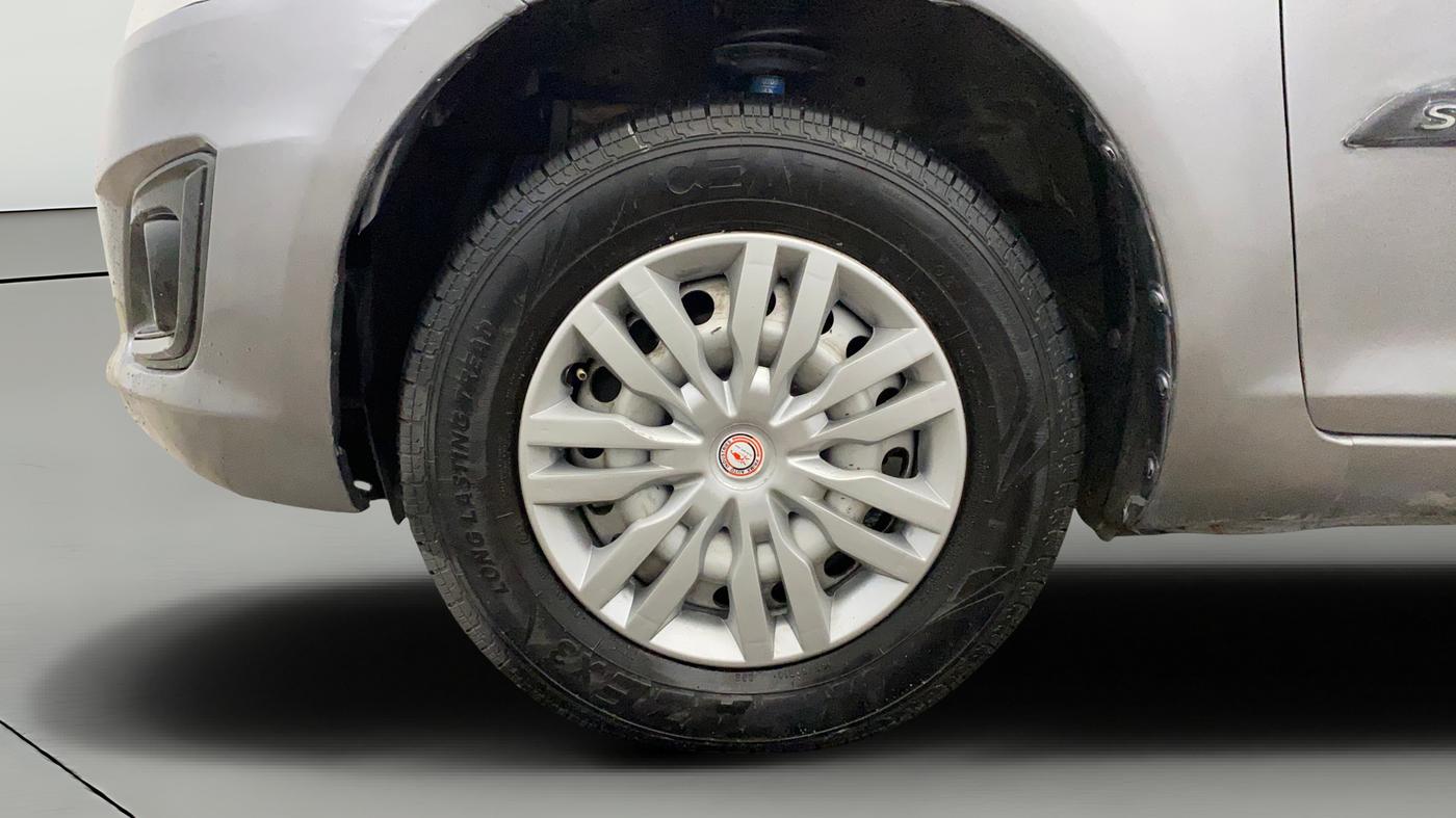 2016 Maruti Swift LXI (O), Petrol, Manual, 59,608 km, Left Front Wheel