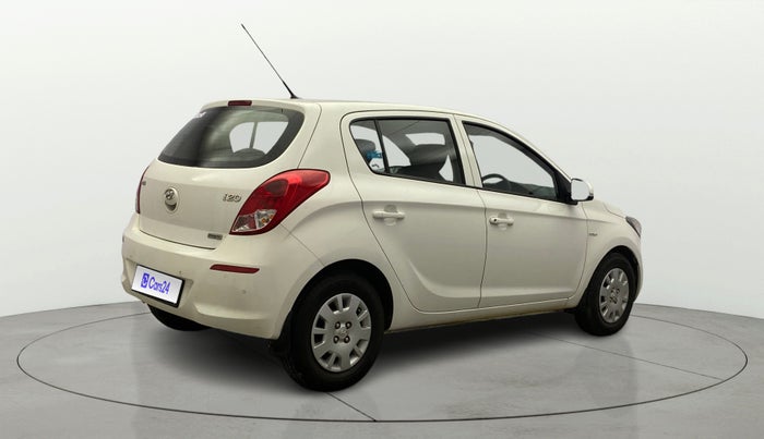 2013 Hyundai i20 MAGNA (O) 1.2, Petrol, Manual, 61,150 km, Right Back Diagonal