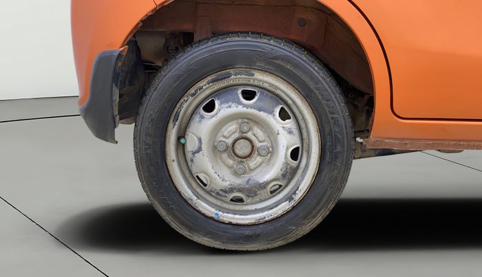 2016 Maruti Alto K10 LXI CNG, CNG, Manual, 34,831 km, Right Rear Wheel