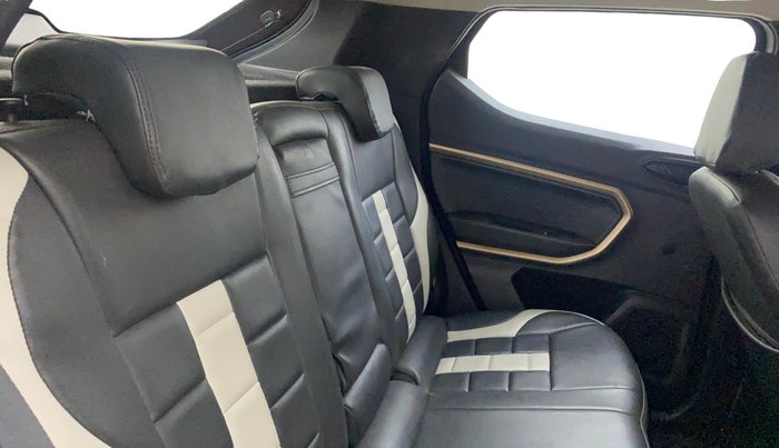 2022 Renault Kiger RXT AMT, Petrol, Automatic, 21,754 km, Right Side Rear Door Cabin