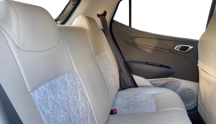 2020 Hyundai GRAND I10 NIOS SPORTZ AMT 1.2 KAPPA VTVT, CNG, Automatic, 85,637 km, Right Side Rear Door Cabin