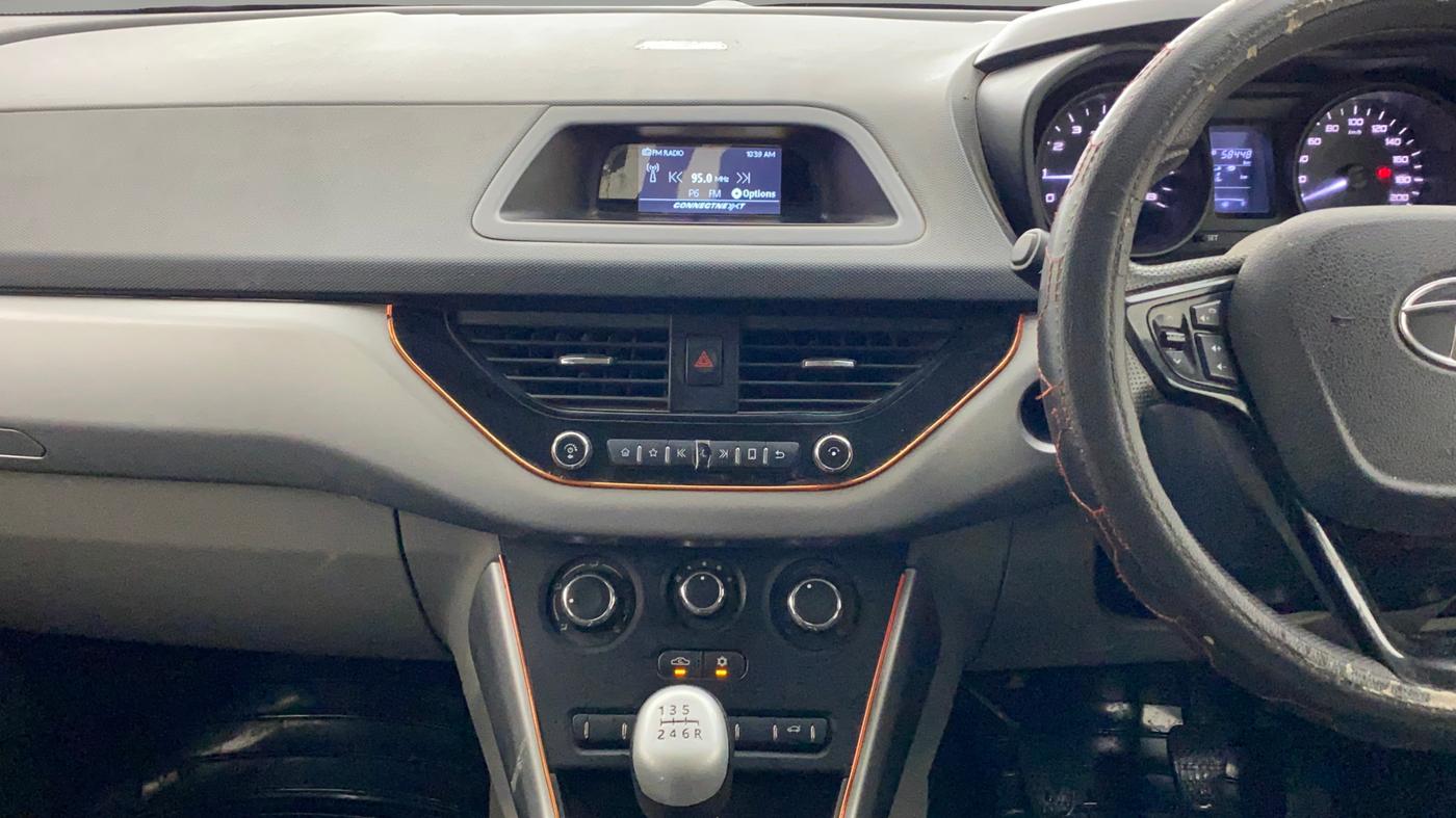 2018 Tata NEXON XM PETROL, Petrol, Manual, 58,446 km, Air Conditioner