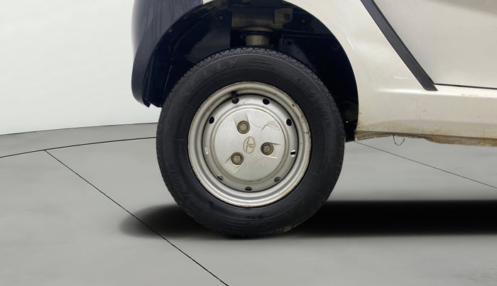 2015 Tata Nano TWIST XE, Petrol, Manual, 43,768 km, Right Rear Wheel