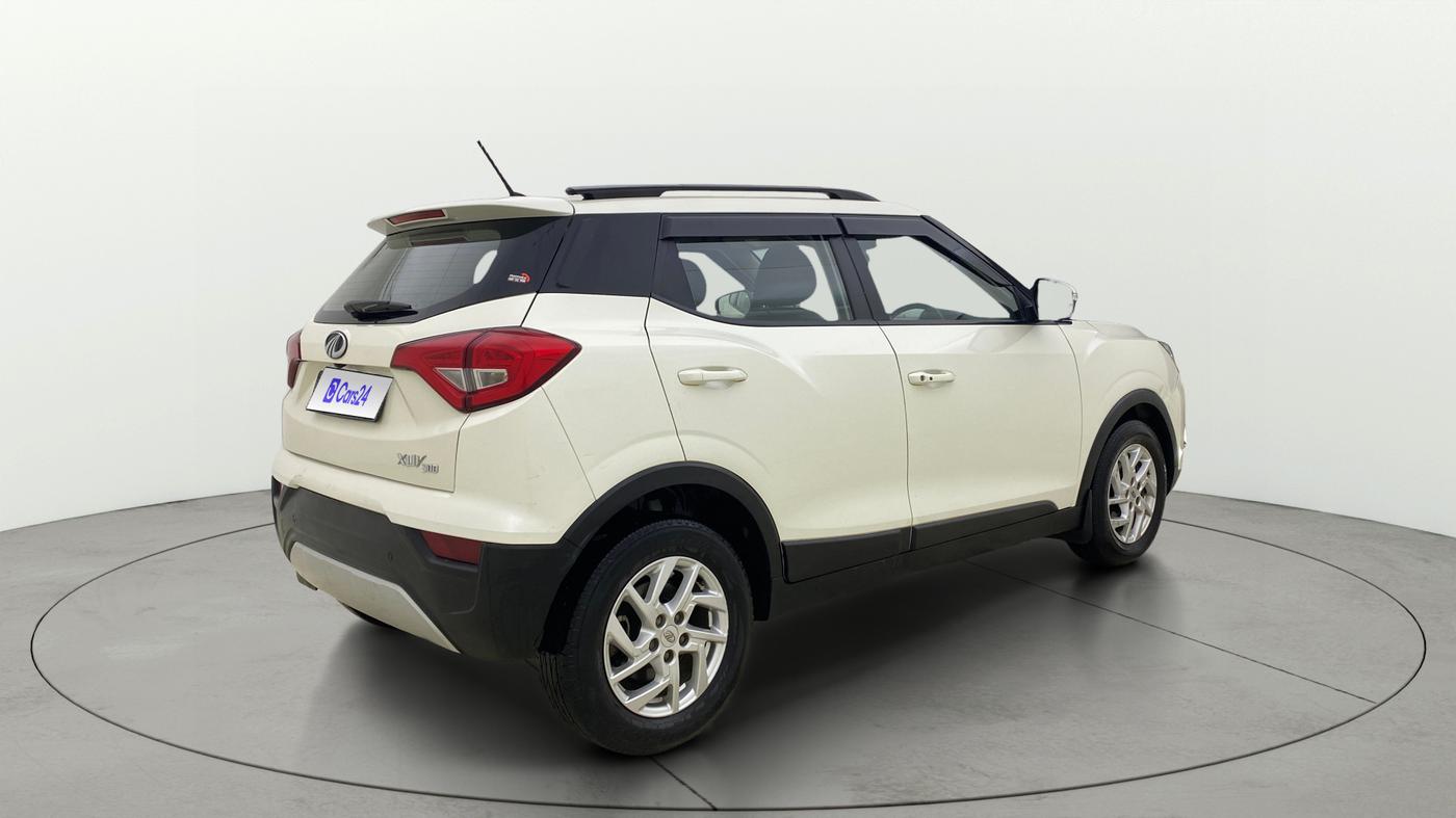 2022 Mahindra XUV300 W8 1.2 PETROL, Petrol, Manual, 62,411 km, Right Back Diagonal