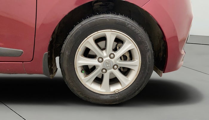 2015 Hyundai Grand i10 ASTA AT 1.2 KAPPA VTVT, Petrol, Automatic, 36,733 km, Right Front Wheel