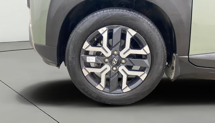 2024 Hyundai EXTER SX(O) CONNECT 1.2 AMT DUAL TONE, Petrol, Automatic, 28,151 km, Left Front Wheel