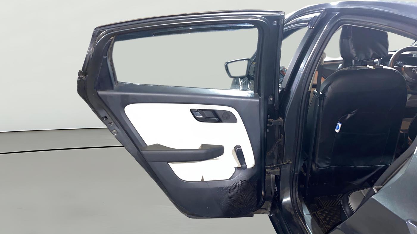 2023 Tata ALTROZ XE PLUS PETROL, Petrol, Manual, 5,171 km, LHS Rear Door
