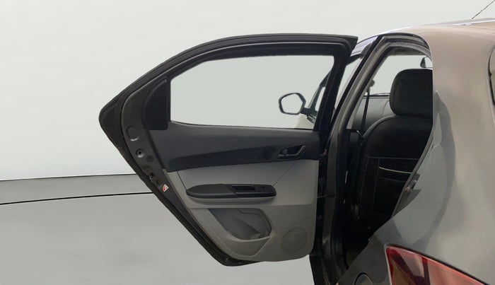 2023 Tata Tiago XT (O) PETROL, Petrol, Manual, 33,548 km, LHS Rear Door