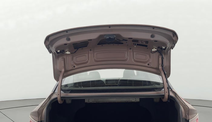 2020 Hyundai AURA SX PLUS 1.2 AMT, Petrol, Automatic, 27,743 km, Boot Door Open