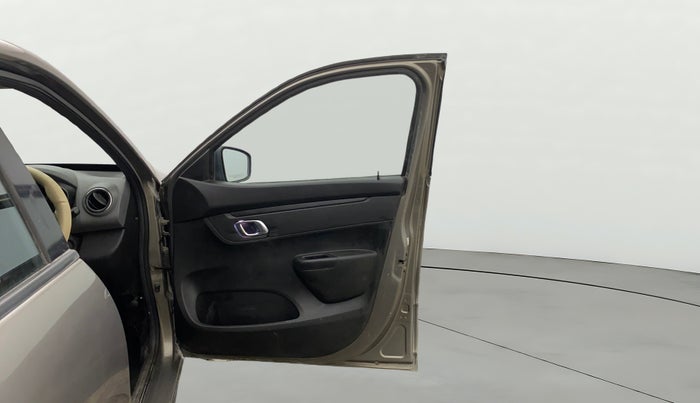 2019 Renault Kwid RXT 0.8 (O), Petrol, Manual, 59,071 km, RHS Front Door