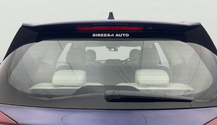 2023 Mahindra XUV700 AX 7 LUXURY P AT 7 STR, Petrol, Automatic, 14,828 km, Rear Windshield