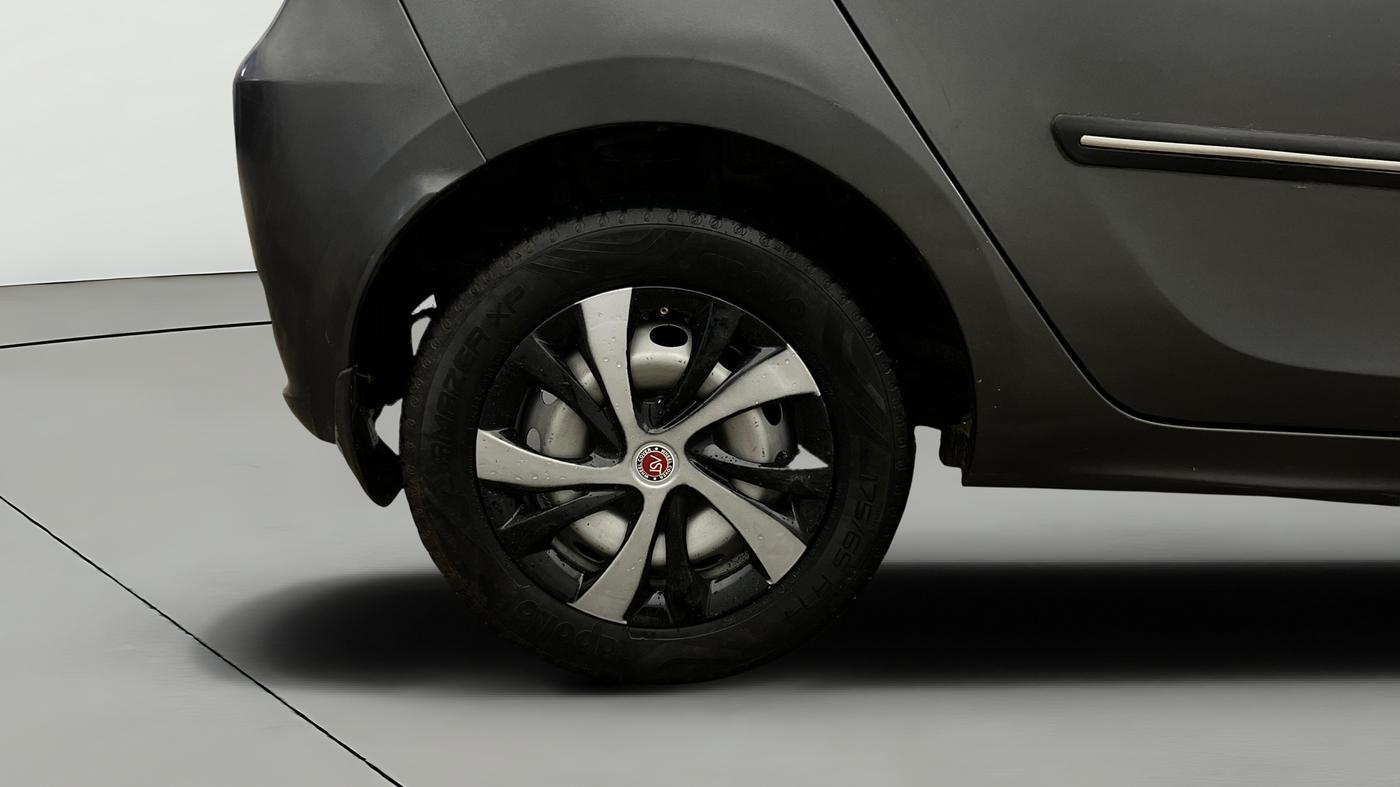 2020 Tata Tiago XE PETROL, Petrol, Manual, 31,395 km, Right Rear Wheel