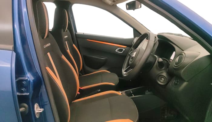 2022 Renault Kwid CLIMBER 1.0 AMT (O), Petrol, Automatic, 23,289 km, Right Side Front Door Cabin