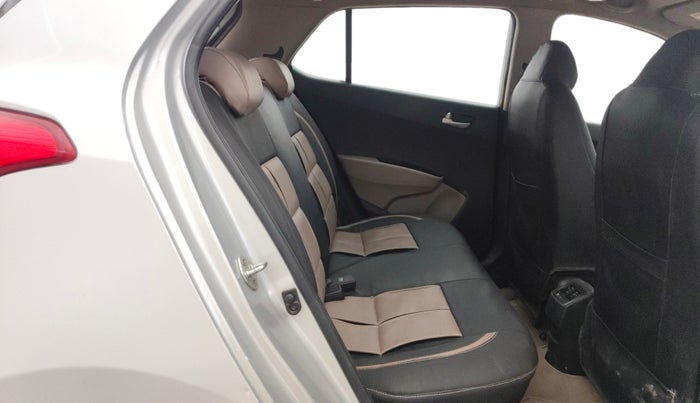 2015 Hyundai Grand i10 ASTA (O) 1.2 KAPPA VTVT, Petrol, Manual, 96,881 km, Right Side Rear Door Cabin