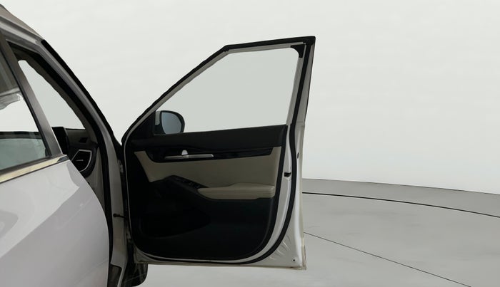 2020 KIA SELTOS HTX IVT 1.5 PETROL, Petrol, Automatic, 76,972 km, RHS Front Door