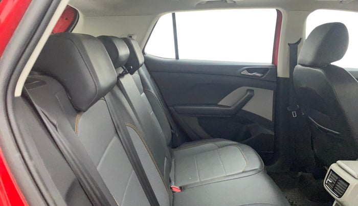 2021 Skoda KUSHAQ STYLE 1.0L TSI MT, Petrol, Manual, 56,564 km, Right Side Rear Door Cabin