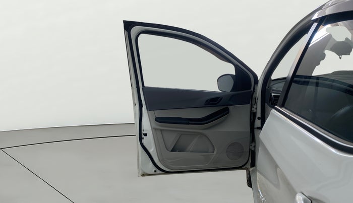 2025 Tata Tiago XT PETROL, Petrol, Manual, 7,527 km, LHS Front Door