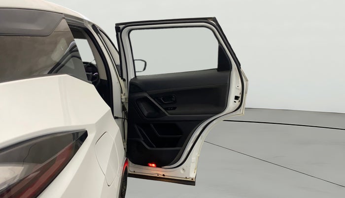 2020 Tata Harrier XE 2.0L KRYOTEC, Diesel, Manual, 92,436 km, RHS Rear Door