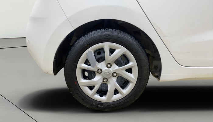 2017 Hyundai Grand i10 SPORTZ 1.2 KAPPA VTVT, CNG, Manual, 40,710 km, Right Rear Wheel