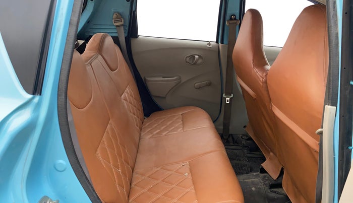 2014 Datsun Go A, Petrol, Manual, 81,445 km, Right Side Rear Door Cabin