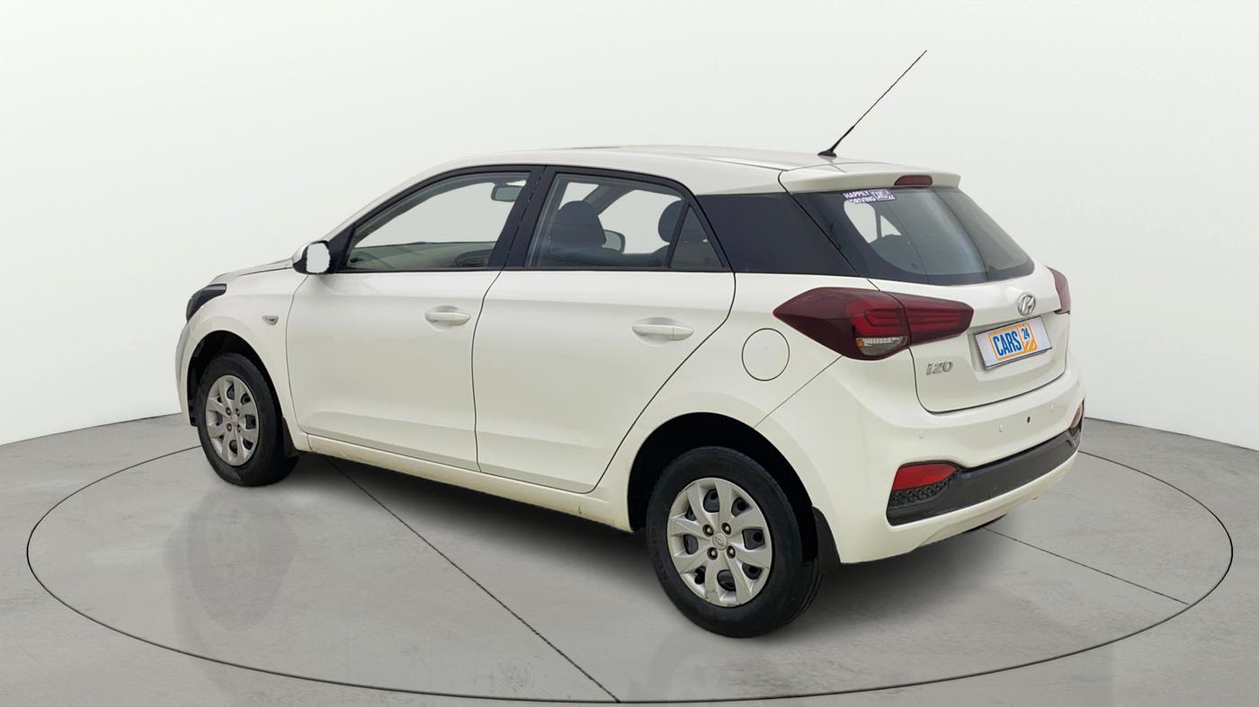 2018 Hyundai Elite i20 MAGNA EXECUTIVE CVT, Petrol, Automatic, 25,852 km, Left Back Diagonal