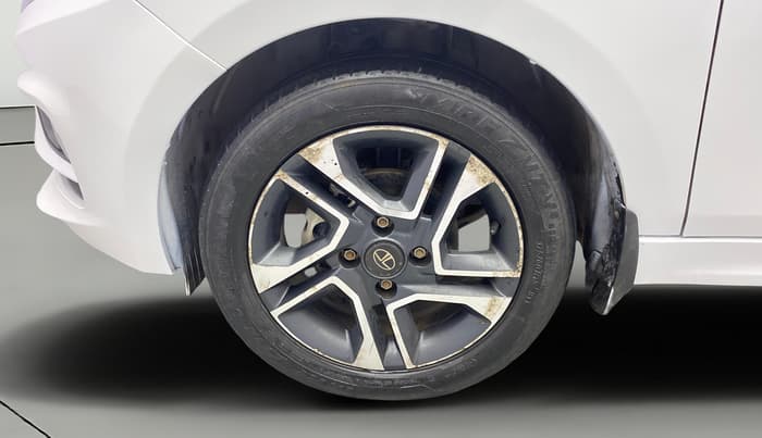 2021 Tata Tiago XZA PLUS PETROL, Petrol, Automatic, 1,02,224 km, Left Front Wheel