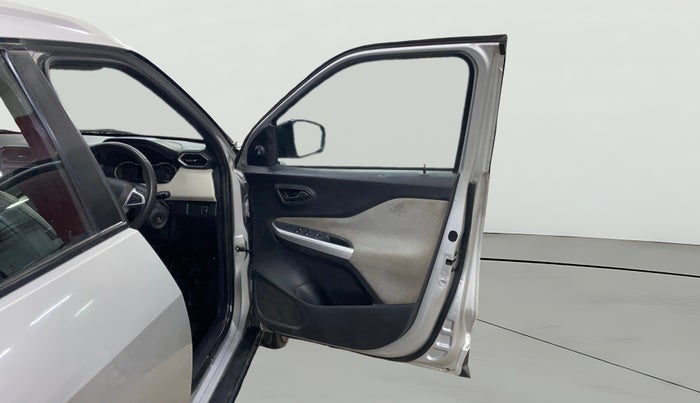 2022 Nissan MAGNITE XE, Petrol, Manual, 36,991 km, RHS Front Door