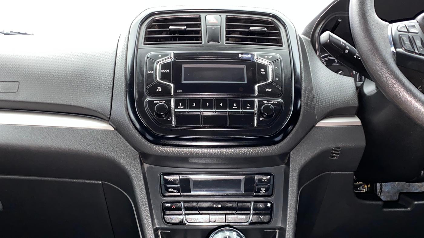 2017 Maruti Vitara Brezza ZDI, Diesel, Manual, 55,359 km, Air Conditioner