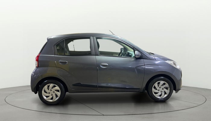 2018 Hyundai NEW SANTRO SPORTZ MT, CNG, Manual, 1,12,297 km, Right Side View