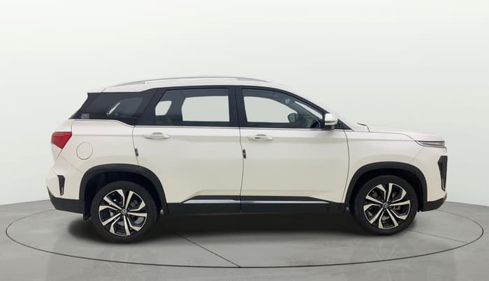 2023 MG HECTOR SHARP PRO 2.0 TURBO DIESEL, Diesel, Manual, 23,647 km, Right Side View