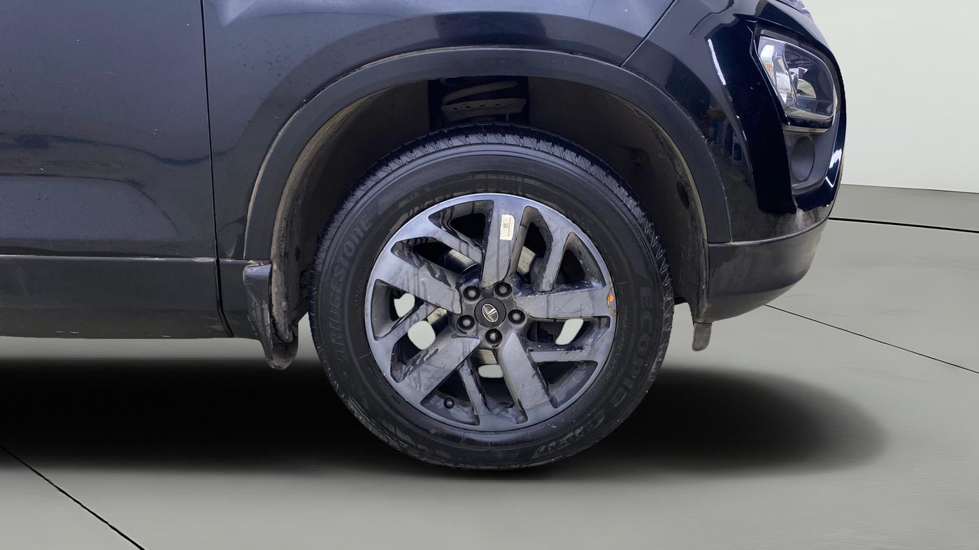 2022 Tata Harrier XZA PLUS 2.0L, Diesel, Automatic, 47,742 km, Right Front Wheel