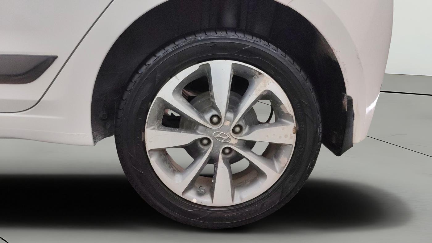 2015 Hyundai Elite i20 ASTA 1.2, Petrol, Manual, 73,171 km, Left Rear Wheel