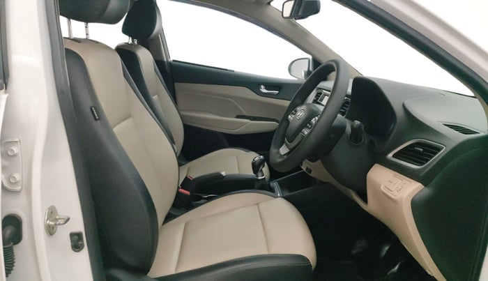2019 Hyundai Verna 1.6 VTVT SX O, Petrol, Manual, 78,609 km, Right Side Front Door Cabin