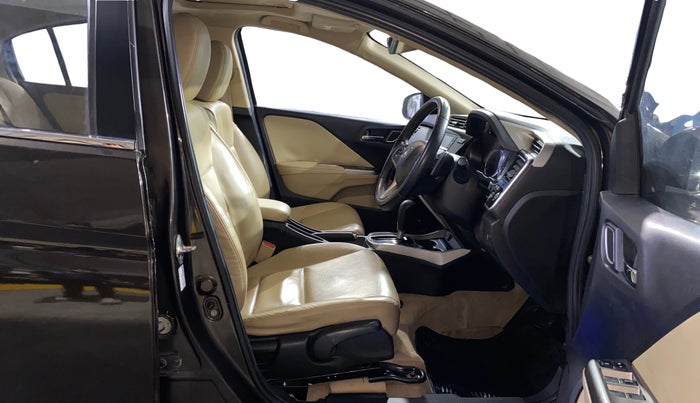 2019 Honda City 1.5L I-VTEC ZX CVT, Petrol, Automatic, 68,317 km, Right Side Front Door Cabin